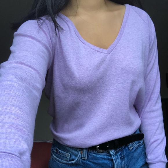 ARITZIA LAVENDER SWEATER - Picture 1 of 2
